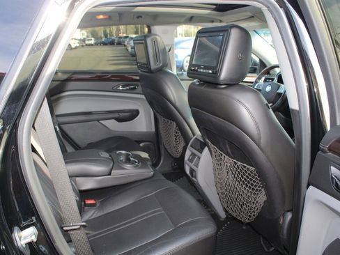 Used 2011 Cadillac SRX Luxury image 15