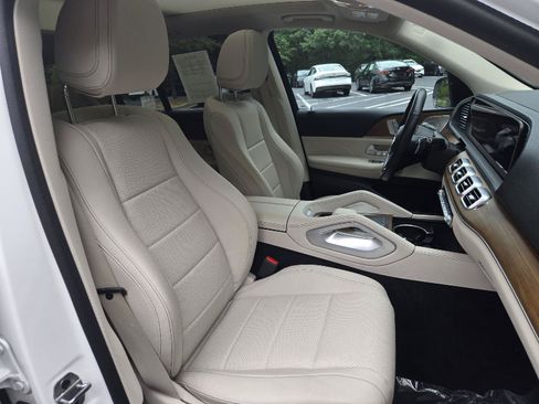 Used 2024 Mercedes-Benz GLE 450 4MATIC image 25