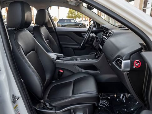 Used 2019 Jaguar F-PACE Premium AWD/4WD image 29