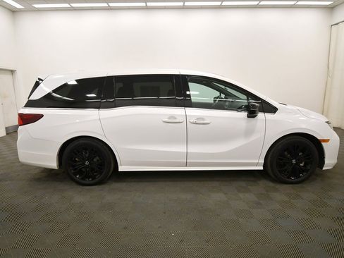 Certified 2025 Honda Odyssey Sport-L image 9