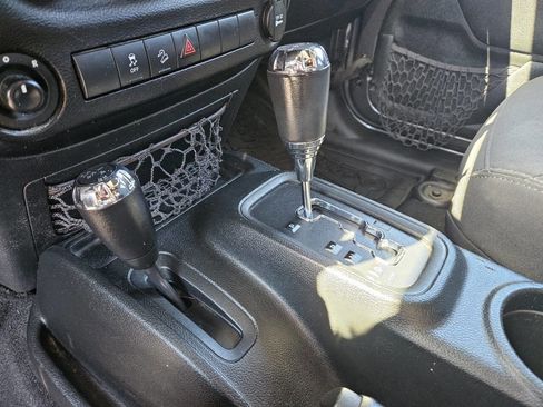 Used 2017 Jeep Wrangler Unlimited Sport w/ Quick Order Package 24S image 19