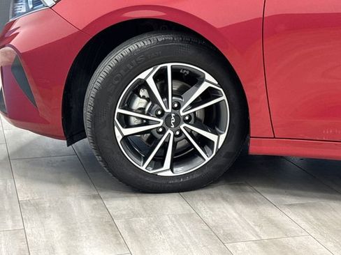 Used 2023 Kia Forte LXS w/ LXS Technology Package image 29