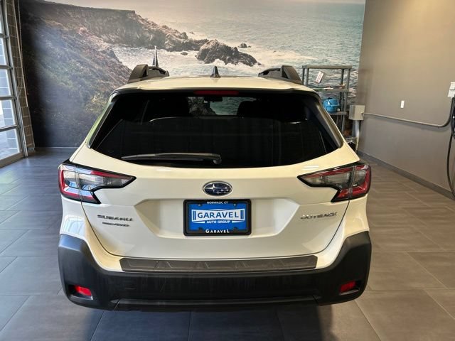 Used 2023 Subaru Outback Premium AWD/4WD image 39