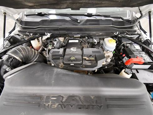 Used 2021 RAM 2500 Laramie AWD/4WD image 11