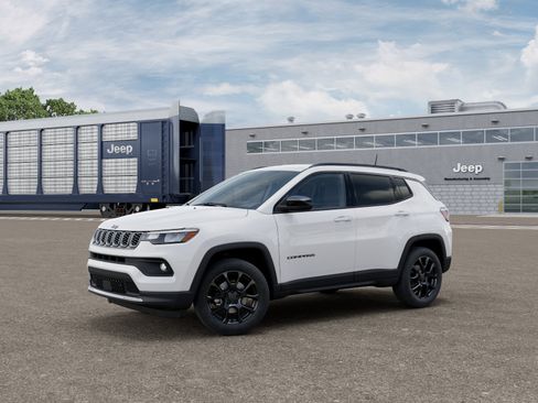 New 2026 Jeep Compass Latitude AWD/4WD image 2