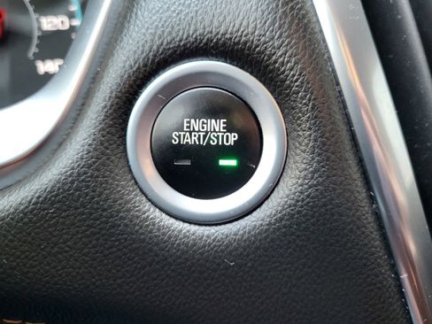 Used 2019 Chevrolet Traverse LS image 39