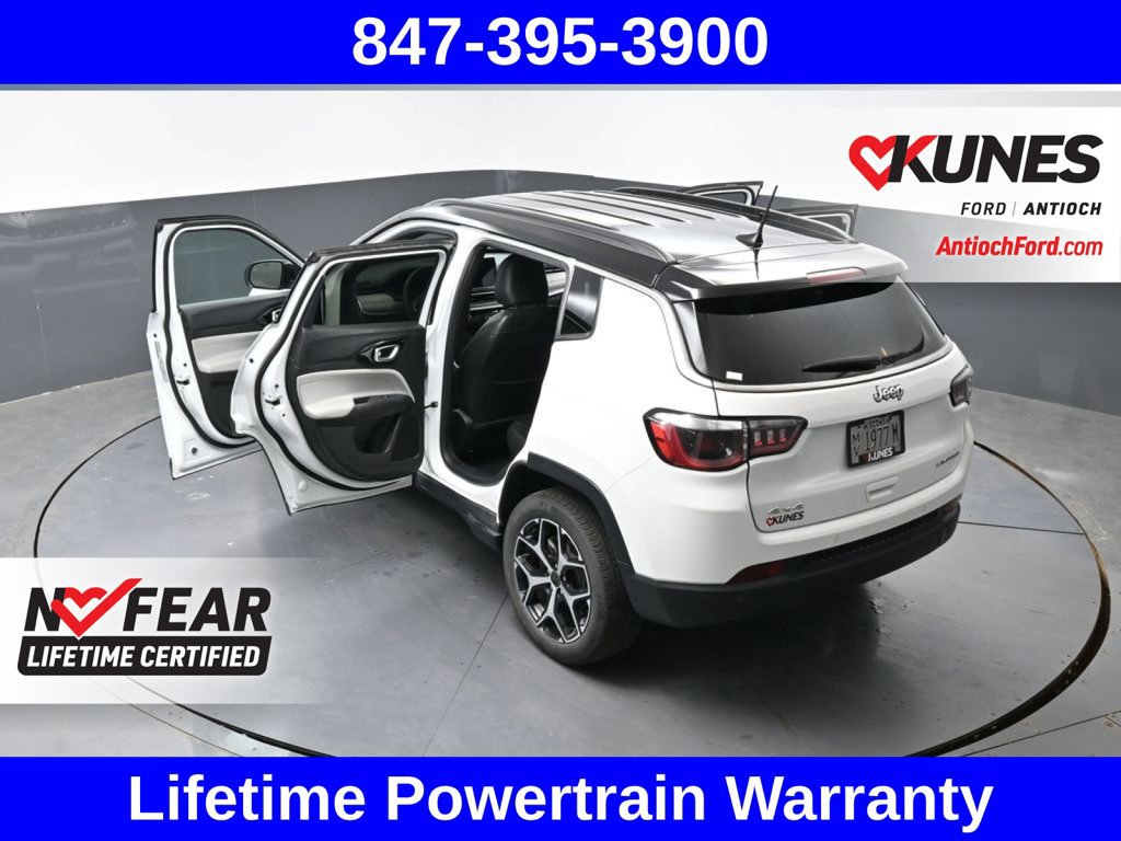 Used 2025 Jeep Compass Limited AWD/4WD image 57