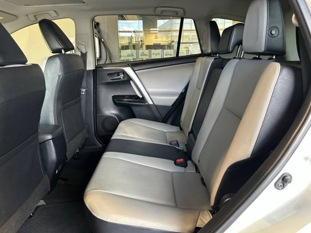 Used 2016 Toyota RAV4 Limited AWD/4WD image 24