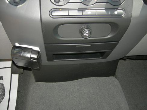 Used 2006 Ford F150 XLT AWD/4WD image 13