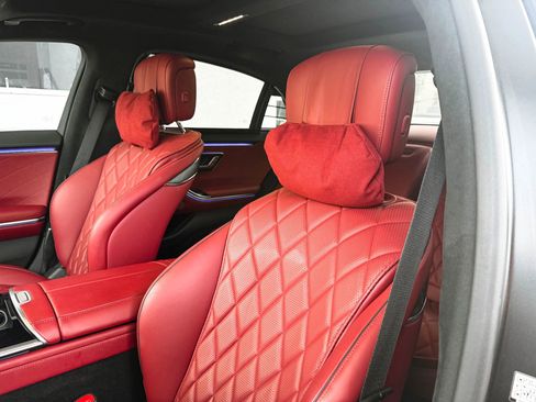 Used 2023 Mercedes-Benz S 580 4MATIC Sedan image 25