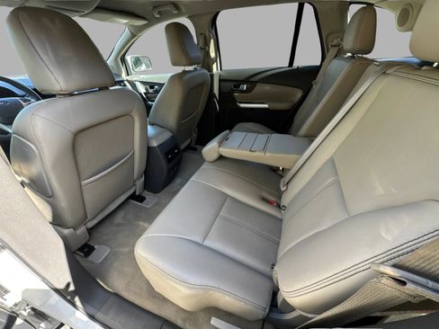 Used 2011 Ford Edge Limited w/ Driver Entry Pkg FWD image 82