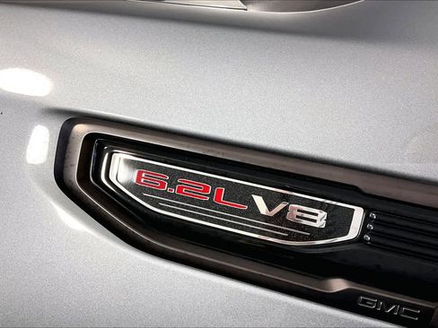 Certified 2025 GMC Sierra 1500 AT4X image 31