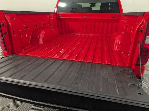 Used 2022 Chevrolet Silverado 1500 LT AWD/4WD image 26