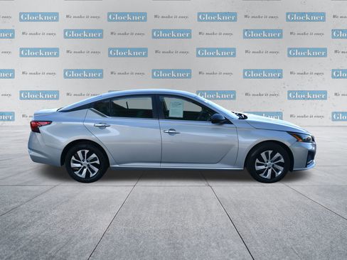 Used 2024 Nissan Altima 2.5 S image 4