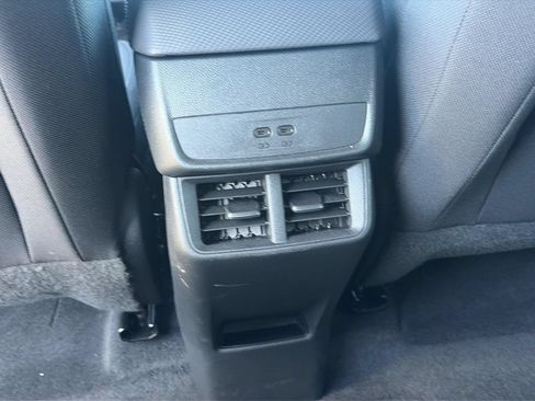 Used 2026 Chevrolet Equinox LT AWD/4WD image 34