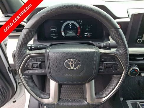 Certified 2024 Toyota Tacoma TRD Off-Road AWD/4WD image 19