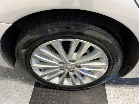 Used 2014 Toyota Avalon XLE Premium image 14