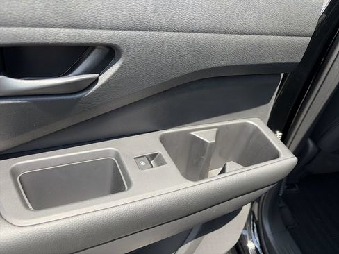 Used 2023 Nissan Pathfinder S AWD/4WD image 25