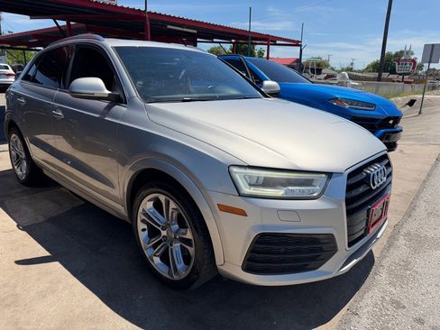 Used 2016 Audi Q3 2.0T Prestige AWD/4WD image 21