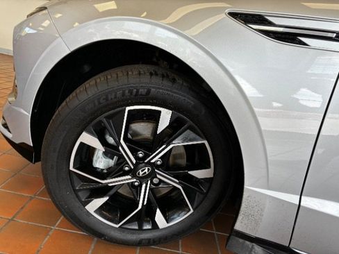 Used 2024 Hyundai Sonata SEL FWD image 14