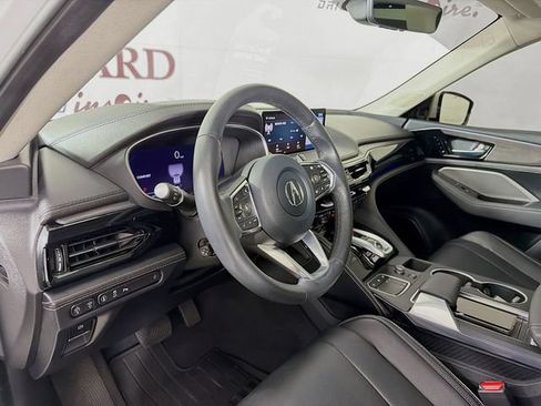 Used 2023 Acura MDX SH-AWD w/ Advance Package image 11