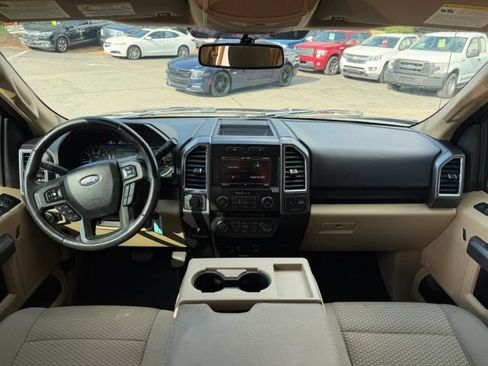 Used 2015 Ford F150 XLT w/ Equipment Group 302A Luxury RWD image 11