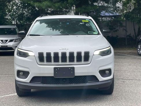 Used 2022 Jeep Cherokee Latitude Lux AWD/4WD image 2
