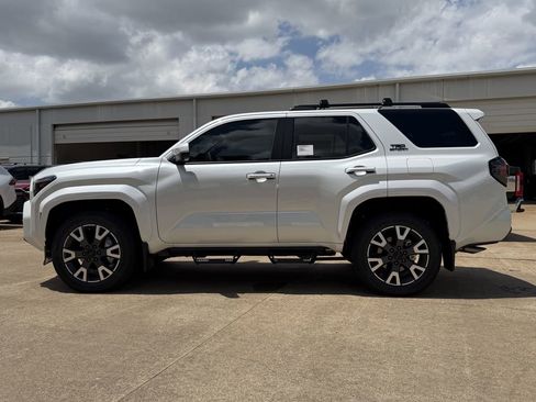New 2026 Toyota 4Runner TRD Sport Premium AWD/4WD image 6