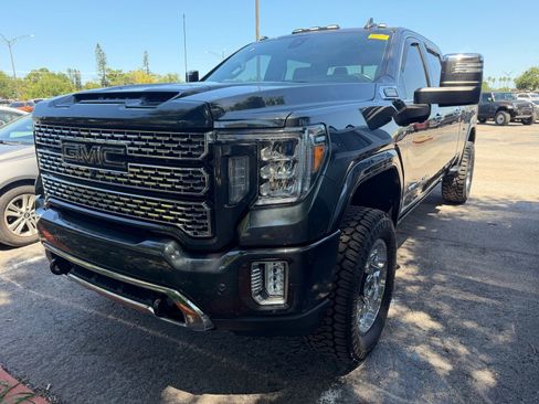 Used 2021 GMC Sierra 2500 Denali w/ Denali Ultimate Package AWD/4WD image 3