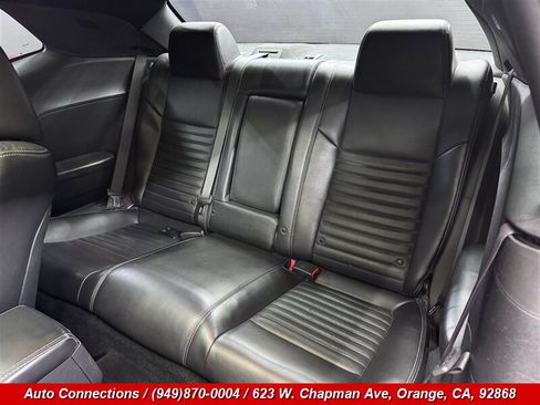 Used 2013 Dodge Challenger R/T Plus RWD image 9
