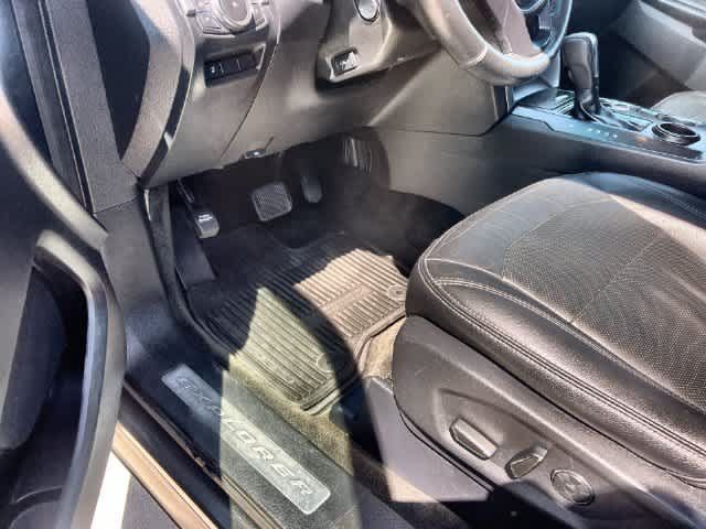 Used 2016 Ford Explorer Limited w/ Equipment Group 301A FWD image 3