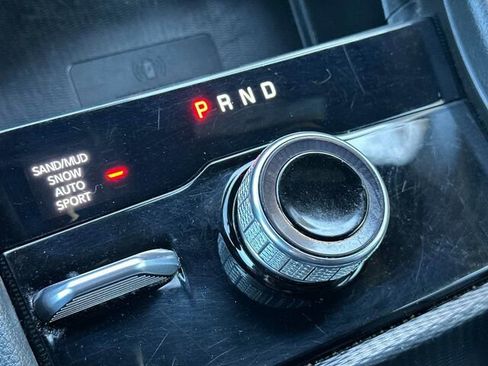 Used 2024 Jeep Grand Cherokee L Limited w/ Luxury Tech Group II image 27