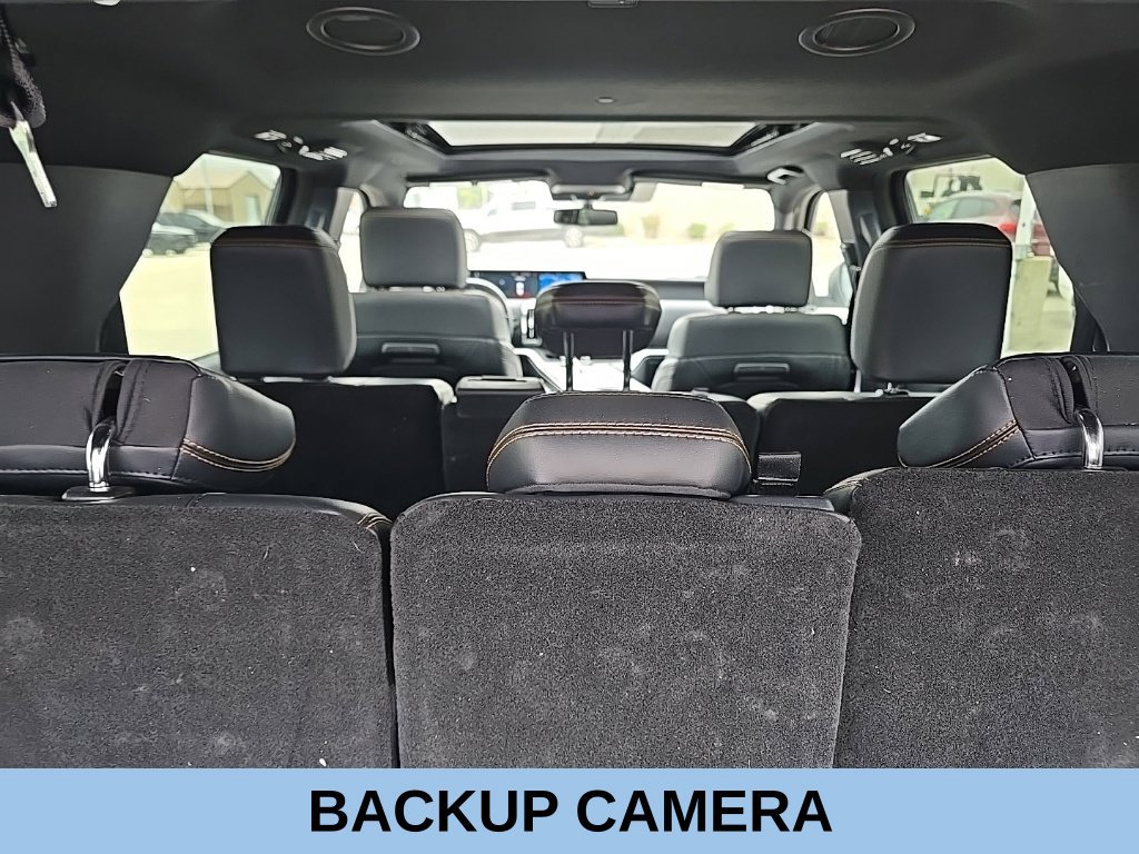 Used 2025 Ford Expedition Tremor AWD/4WD image 10