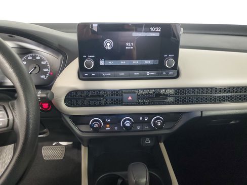 Used 2023 Honda HR-V LX image 16