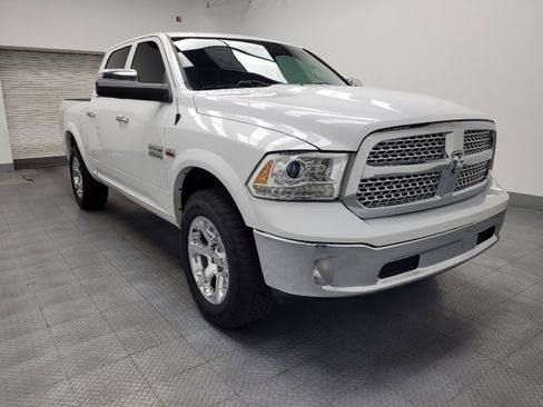 Used 2018 RAM 1500 Laramie AWD/4WD image 13