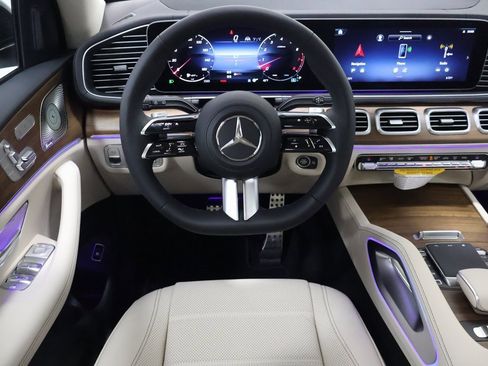 New 2026 Mercedes-Benz GLS 450 4MATIC image 16