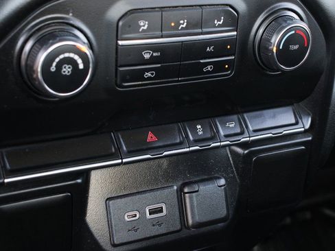 Used 2021 Chevrolet Silverado 2500 W/T image 26