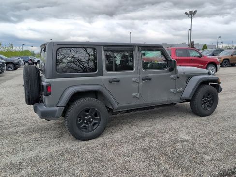 Used 2019 Jeep Wrangler Unlimited Sport AWD/4WD image 5