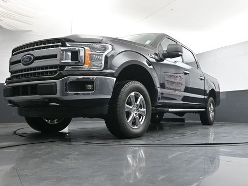 Used 2020 Ford F150 XLT w/ Equipment Group 302A Luxury AWD/4WD image 34