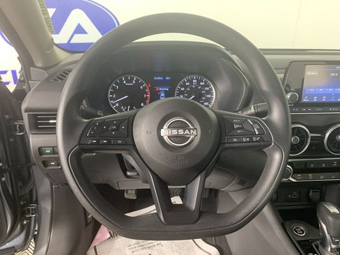Used 2024 Nissan Sentra S FWD image 21
