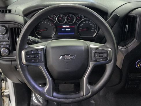 Used 2022 Chevrolet Silverado 1500 Custom Trail Boss w/ Safety Confidence Package AWD/4WD image 16