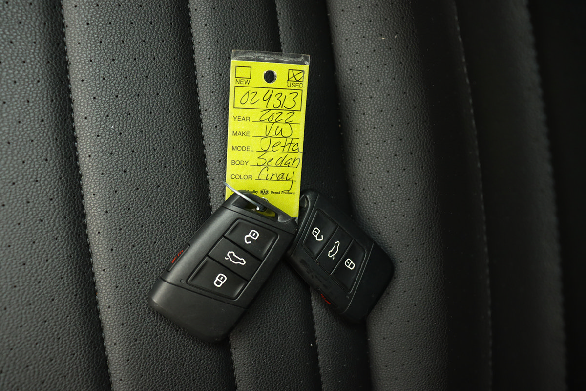 Used 2022 Volkswagen Jetta SE FWD image 44