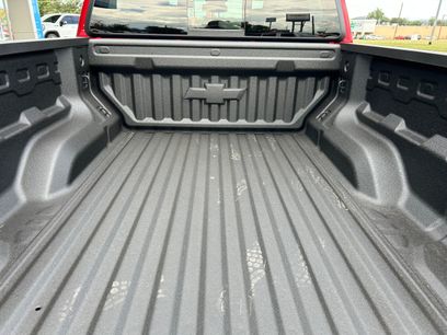 New 2025 Chevrolet Colorado LT w/ LT Convenience Package