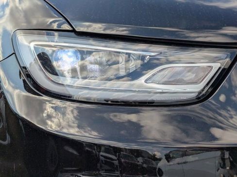 New 2026 Chrysler Pacifica Limited w/ S Appearance Package FWD image 8