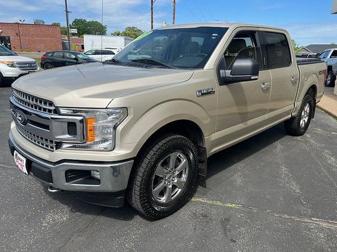 Used 2018 Ford F150 XLT w/ Equipment Group 302A Luxury AWD/4WD image 4
