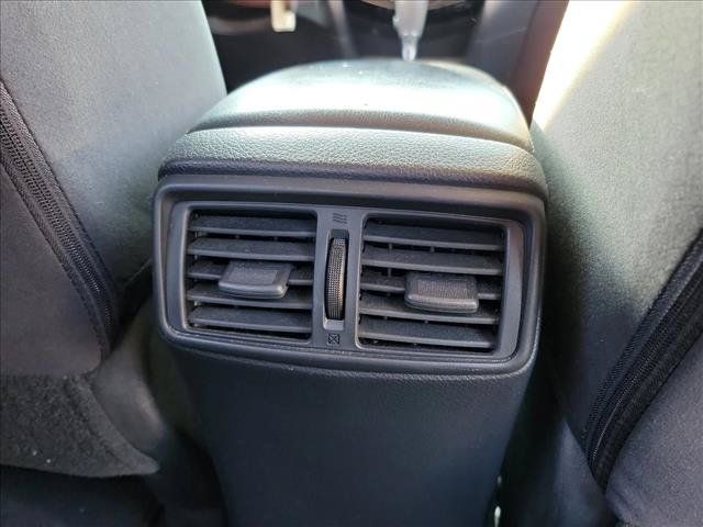 Used 2015 Nissan Rogue S FWD image 14