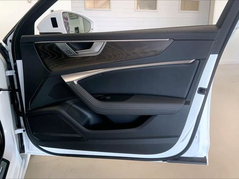 Used 2021 Audi A6 Premium Plus w/ Premium Plus Package image 25