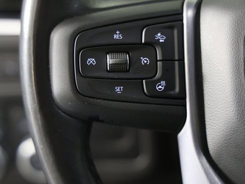 Used 2021 GMC Yukon SLT w/ SLT Premium Package image 8