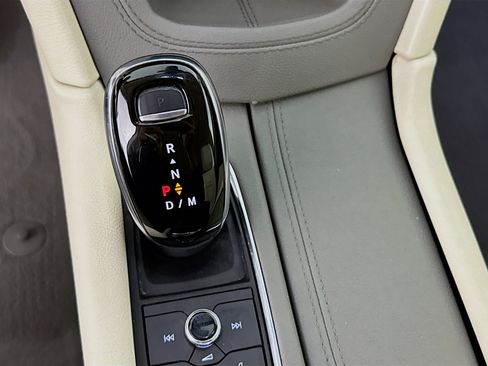 Used 2021 Cadillac XT5 Premium Luxury image 19