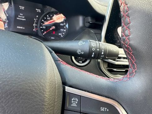 Used 2025 Jeep Compass Trailhawk AWD/4WD image 25